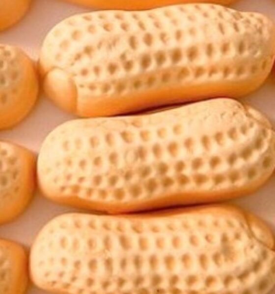 circus peanuts